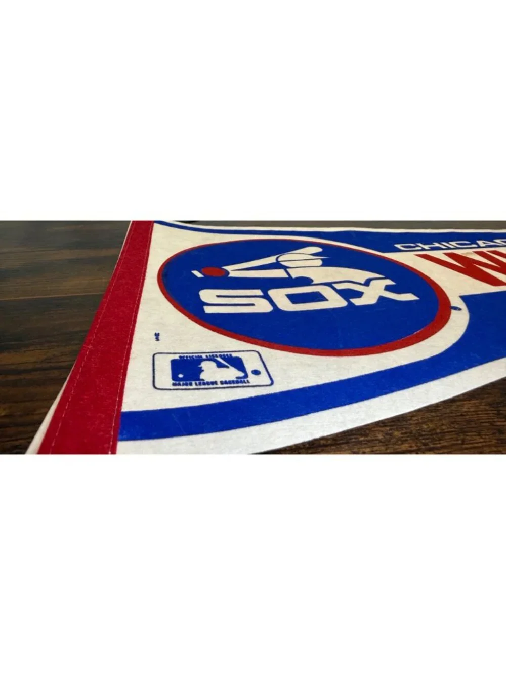 Vintage MLB Chicago White Sox MLB Felt Pennant Baseball Memorabilia 30 inches